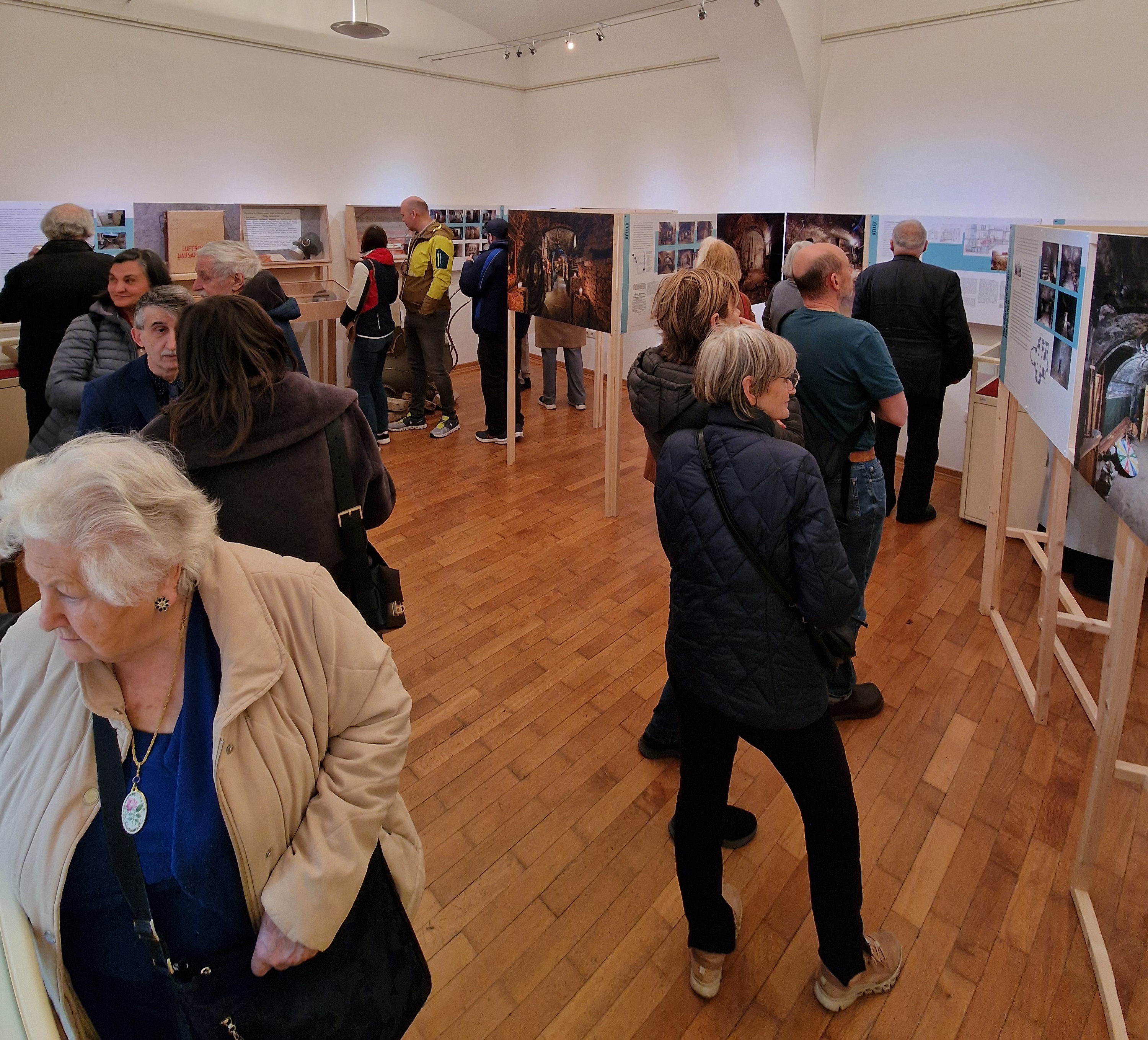 Eröffnung Ausstellung "Keller, Bäche, Bunker und Kanäle" in der Josefstadt